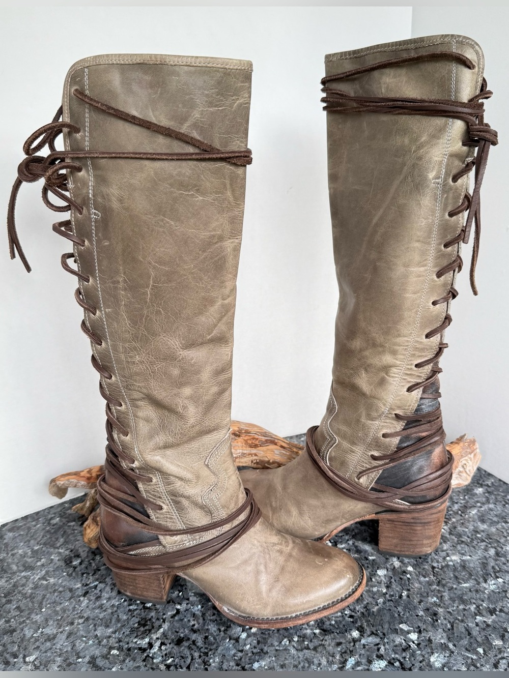 Freebird COAL Taupe/Dark Green Sz 10, Tall Leather Lace Up Boots